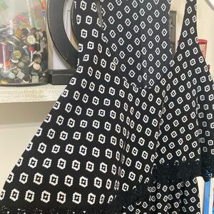 R2D Black and White Aztec Diamond Print Dress Black White Medium Maxi Dress M